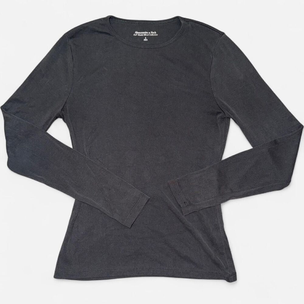 Abercrombie & Fitch Grey Long Sleeve Ribbed Shirt; Size Small